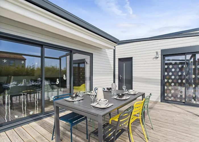 Pour 6 - Piscine Chauffee - Terrasse