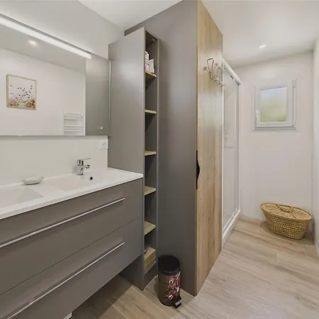 Chalet Pour 6 - Piscine Chauffée - Terrasse